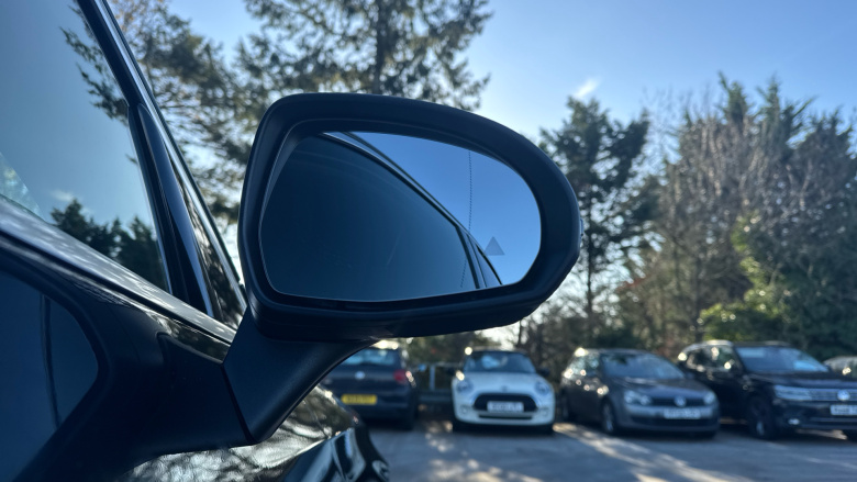 Mercedes-Benz GLC 300 4Matic AMG Line Premium 5dr 9G-Tronic Petrol Estate